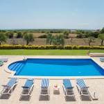 Ferienhaus Mallorca - Blick über den Pool