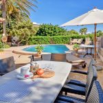Ferienhaus Mallorca MA5950 Gartenmöbel auf der Terrasse (2)