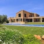 Luxus Ferienhaus Mallorca 5641 großer Garten