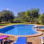 Finca Mallorca MA4882 Pool mit Sonnenliegen