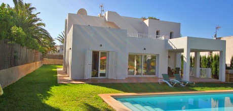 Mallorca Südostküste – Komfort-Villa Cala Dor 4820 mit Pool in Strandnähe (ca. 350m), Grundstück 1.800qm. An- und Abreisetag Samstag.