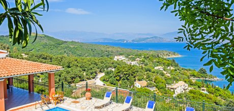 Ferienhaus Korfu Agios Stefanos 4609 mit Meerblick und Pool für 8 Personen, Strand = 900m. Wechseltag Montag.