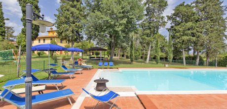 Ferienhaus Toskana für 16  Personen mit Pool (16m x 7m): Cortona 751. Wechseltag Samstag, Nebensaison flexibel auf Anfrage.