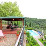 Ferienhaus Toskana TOH520 überdachte Terrasse über dem Pool
