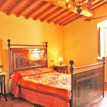 Ferienhaus Toskana TOH210 Schlafzimmer mit Doppelbett