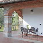 Ferienhaus Toskana TOH429 Terrasse mit Gartenmöbel