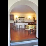Ferienhaus Toskana TOH430 Küchentheke mit Tisch