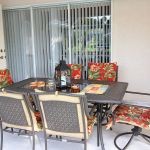 Ferienhaus Florida FVE4221 Gartentisch mit Stühlen