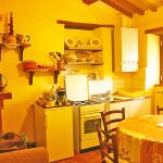 Ferienhaus Toskana TOH110 Küche mit Tisch