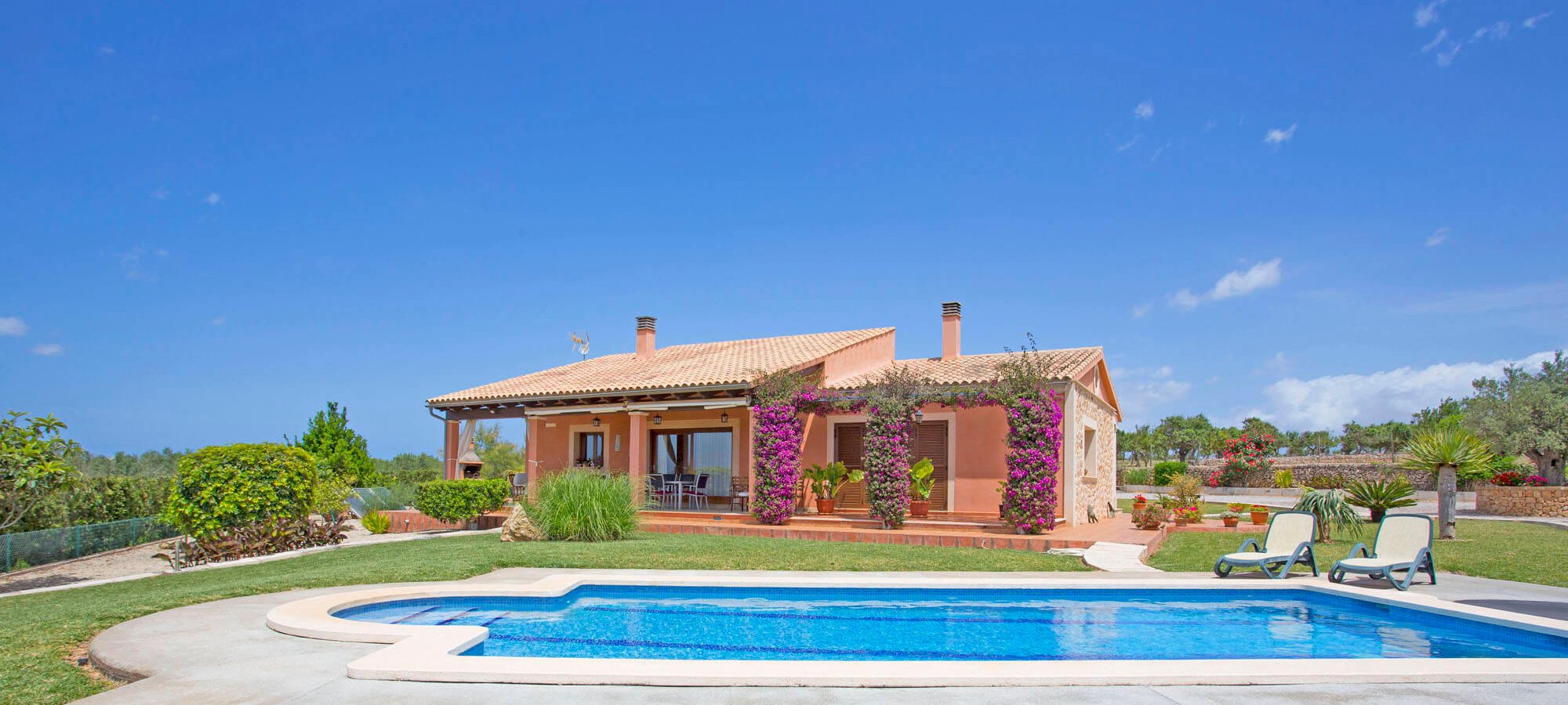 Ferienhaus Mallorca für 4 Personen mit privatem Pool mieten.