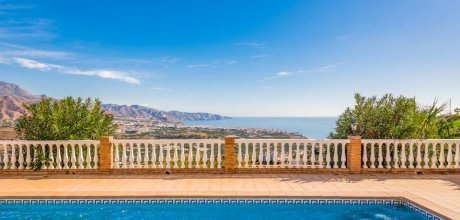 Ferienhaus Costa del Sol – Nerja 5810 mit privatem Pool und Meerblick für 10 Personen, An- und Abreisetag Samstag.