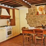 Ferienhaus Toskana TOH350 Küche mit Tisch