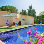 Ferienhaus Costa Brava mit Pool CBV3179 Pool mit Gartenmöbel