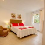 Ferienhaus Mallorca MA33403 Schlafzimmer mit Doppelbett