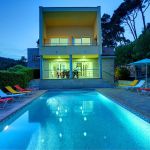ferienhaus-costa-brava-cbv6137-poolbeleuchtung