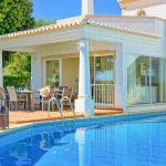 Ferienhaus Algarve ALS4606 Gartenmöbel auf der Terrasse