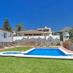 Ferienhaus Costa del Sol CSS4023 Rasenfläche um den Pool
