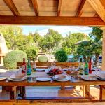 Ferienhaus Mallorca MA33539 Terrasse mit Esstisch und Grill