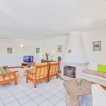 Villa-Algarve-ALS3008-Wohnraum-mit-Kamin