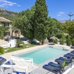 Luxus-Finca Mallorca MA6480 Poolbereich mit Gartenmöbel