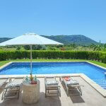 Ferienhaus Mallorca MA23962 Liegen und Sonnenschirm am Pool