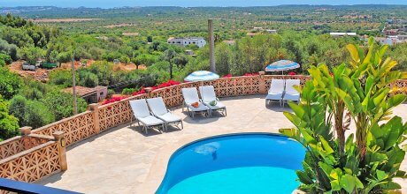 Mallorca Südostküste – Ferienhaus S’Horta 3926 für 6 Personen mit Meerblick, Pool und Kinderpool, Strand = 4,5 km. An- und Abreisetag Samstag.