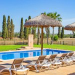 Ferienhaus Mallorca MA4084 Sonnenliegen am Pool