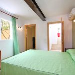 Ferienhaus Mallorca MA4340 Schlafraum mit Doppelbett