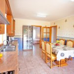 Ferienhaus Mallorca barrierefrei MA4580 Küche mit Esstisch