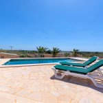 Luxus Ferienhaus Mallorca MA2301 Sonnenliegen am Pool