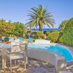 Villa Mallorca MA4797 Esstisch mit Blick auf den Pool