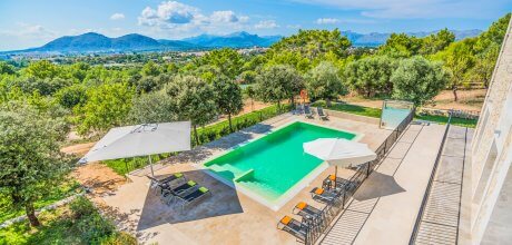 Mallorca Nordküste – Deluxe-Villa Alcudia MA6500 für 12-14 Personen mit privatem Pool, Strand = 2,5 km. An- und Abreisetag Samstag, Nebensaison flexibel.