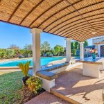 Ferienhaus Mallorca MA3334 überdachte Terrasse mit Blick auf den Pool