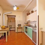 Ferienhaus Toskana TOH424 Küche mitTisch