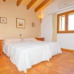 Finca Mallorca MA4809 Schlafuzimmer mit Doppelbett